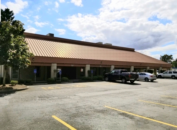 Listing Image #2 - Office for lease at 4494 River Rd, Keizer OR 97303