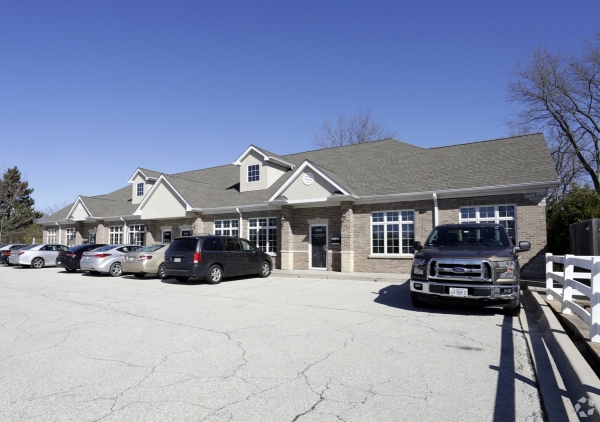 Listing Image #1 - Office for lease at 6405 - 6407 Caton Farm Rd, Plainfield IL 60586