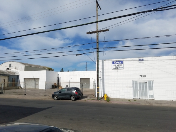 Listing Image #1 - Industrial for lease at 7453 Deering Avenue, Canoga Park CA 91303