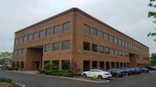 Listing Image #1 - Office for lease at 2500 S. Highland Avenue Suite 105, Lombard IL 60148