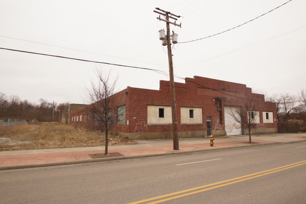 Listing Image #1 - Industrial for lease at 674 Carroll St., Akron OH 44304