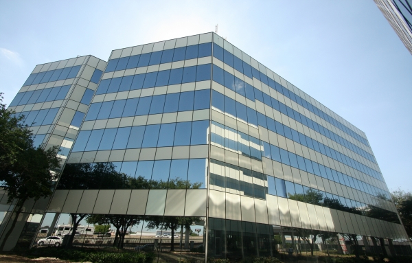 Listing Image #1 - Office for lease at 5821 Southwest Fwy, Houston TX 77057