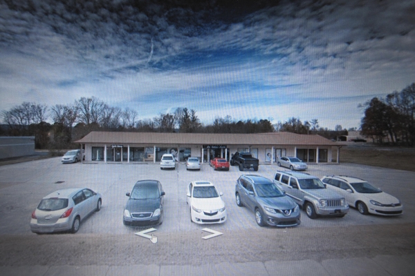 Listing Image #1 - Multi-Use for lease at 6425 Hixson Pike, Chattanooga TN 37343
