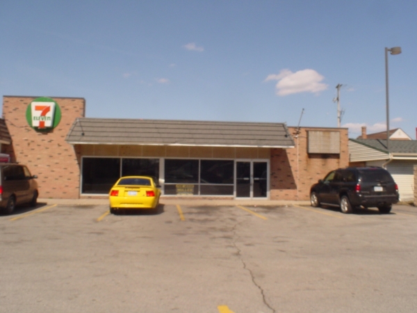 Listing Image #1 - Retail for lease at 2726 Weiss Street, Saginaw MI 48603