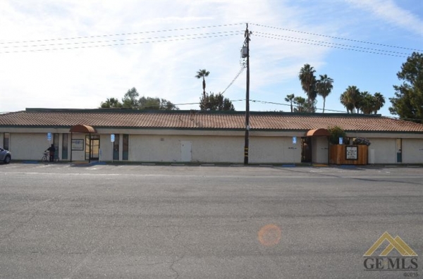 Listing Image #3 - Office for lease at 501 40th Street A-C-D, Bakersfield CA 93301