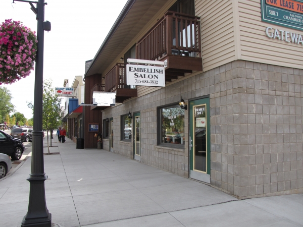 Listing Image #3 - Retail for lease at 780 Main Street, Baldwin WI 54002