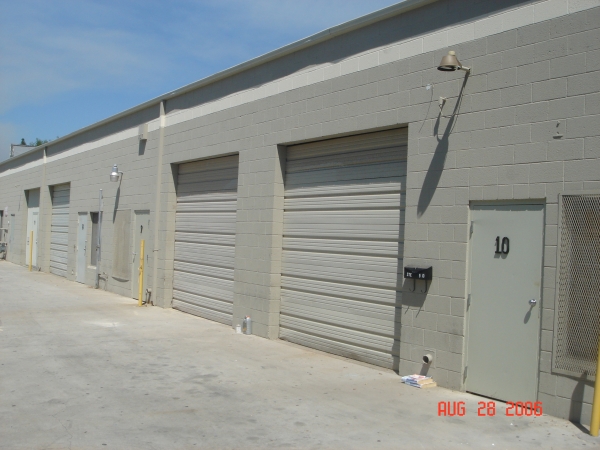 Listing Image #1 - Industrial for lease at 15430 Cabrito Rd Unit#8, Van Nuys CA 91406