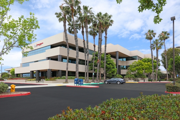 Listing Image #1 - Health Care for lease at 2100 Main St, Huntington Beach CA 92648