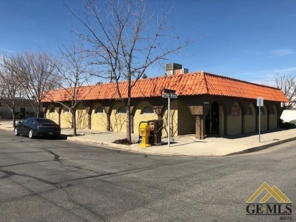 Listing Image #1 - Office for lease at 2001 F Street, Bakersfield CA 93301