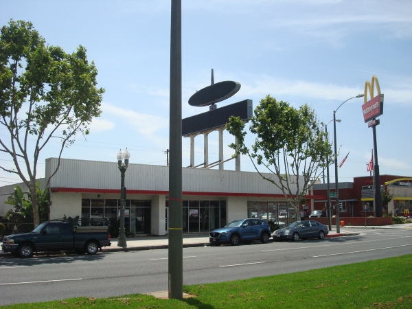 Listing Image #1 - Retail for lease at 15438 Hawthorne Blvd., Lawndale CA 90260