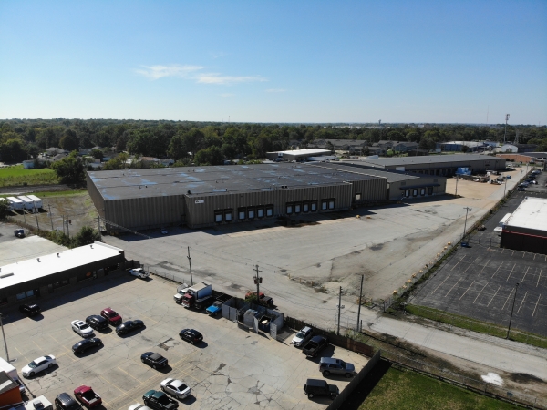 Listing Image #1 - Industrial for lease at 1310 North Mckinley Avenue, Champaign IL 61821