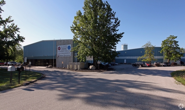 Listing Image #6 - Industrial for lease at 19919 Shawnee Mission Parkway, Shawnee KS 66218 Listing Image #6 - Industrial for lease at 19919 Shawnee Mission Parkway, Shawnee KS 66218