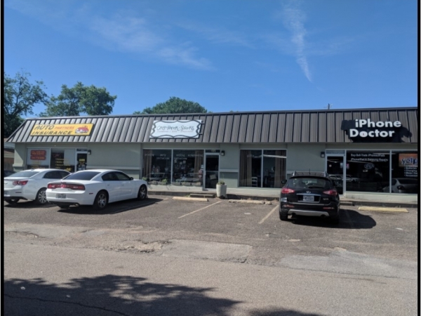 Listing Image #1 - Retail for lease at 1014 N. Valley Mills Drive, Waco TX 76710