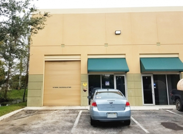 Listing Image #2 - Industrial for lease at 2950 Glades Circle, Bay 1, Weston FL 33327