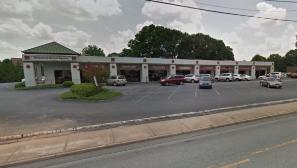 Listing Image #1 - Retail for lease at 305 West Mountain Street, Unit G, Kernersville NC 27284