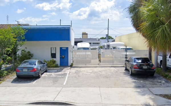 Listing Image #1 - Industrial for lease at 460 S Dixie Hwy, Pompano Beach FL 33060