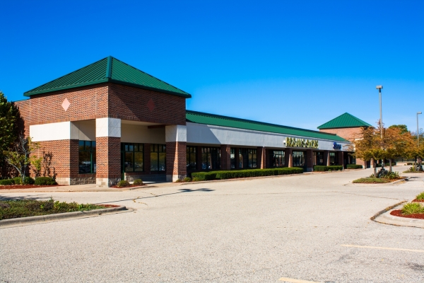 Listing Image #1 - Retail for lease at 1810 Sutler Ave, Beloit WI 53511