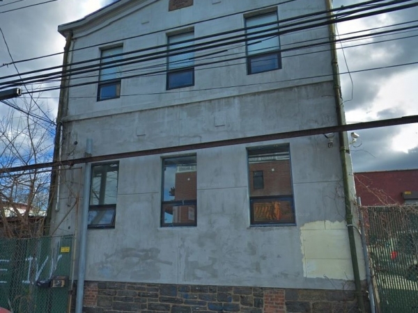 Listing Image #1 - Industrial for lease at 2201 121st St, College point NY 11356