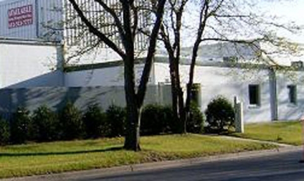 Listing Image #1 - Industrial for lease at 2233 49th Ave N, Minneapolis MN 55430 Listing Image #1 - Industrial for lease at 2233 49th Ave N, Minneapolis MN 55430