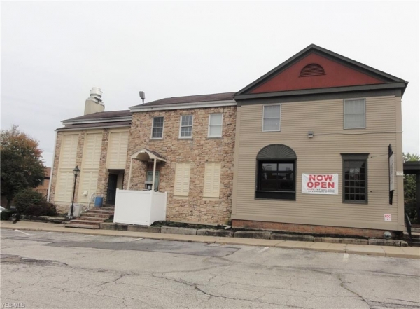 Listing Image #1 - Retail for lease at 1244 Weathervane Lane, Akron OH 44313