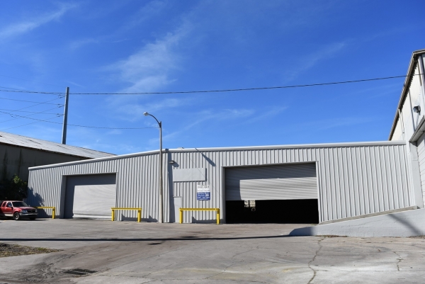 Listing Image #1 - Industrial for lease at 3515 E Columbus Dr, Tampa FL 33605