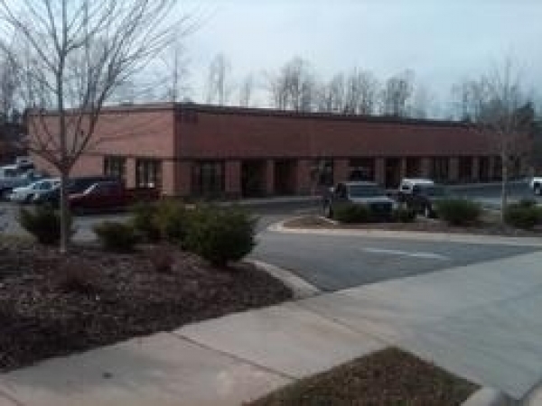 Listing Image #1 - Office for lease at 256 Gretas Way, Kernersville NC 27284