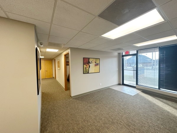 Listing Image #3 - Retail for lease at 1710 S Neil St, Champaign IL 61820