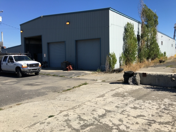 Listing Image #1 - Industrial Park for lease at 2111 E Hawthorne, Mead WA 99021