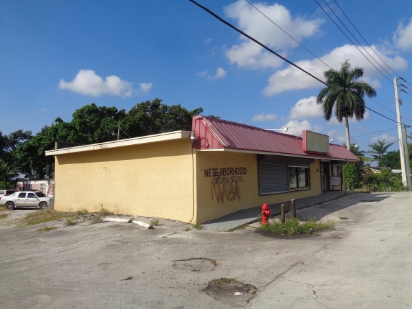 Listing Image #1 - Retail for lease at 262 E 7th St, Pahokee FL 33476