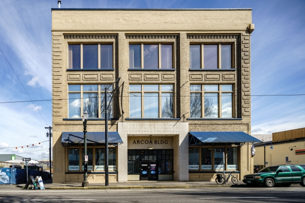 Listing Image #1 - Office for lease at 1006 SE Grand Avenue, Portland OR 97214