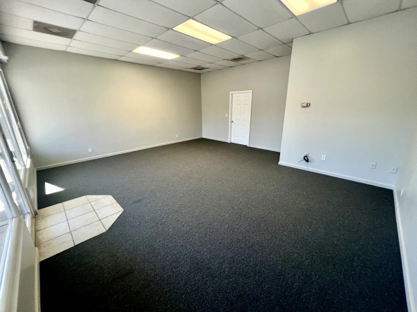 Listing Image #2 - Retail for lease at 1906 Elberta Road, Warner Robins GA 31093