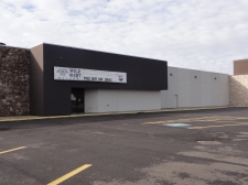 Retail property for lease in Canton, OH