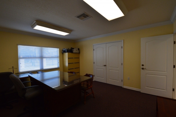 Listing Image #5 - Office for lease at 44 NE 16 Street, Homestead FL 33030 Listing Image #5 - Office for lease at 44 NE 16 Street, Homestead FL 33030