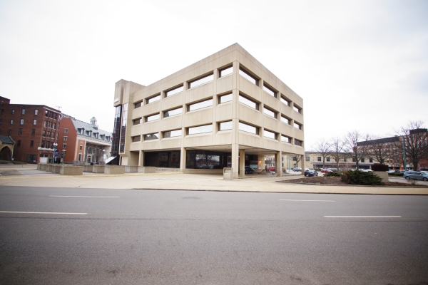 Listing Image #1 - Office for lease at 400 Tuscarawas St. #400, Canton OH 44702