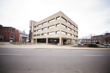 Office property for lease in Canton, OH