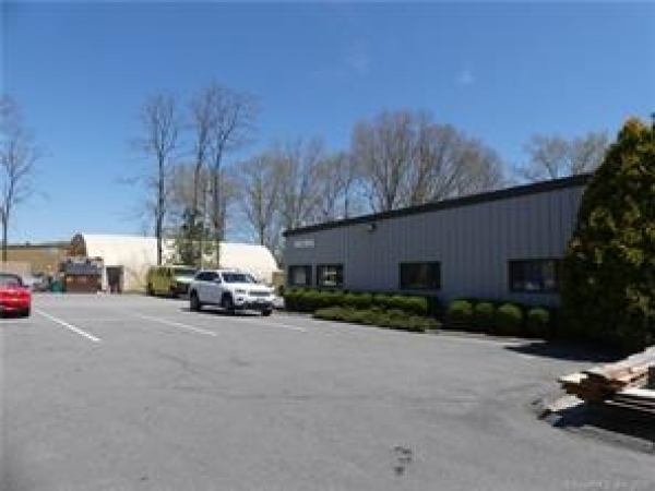 Listing Image #3 - Multi-Use for lease at 36 Plains Road Unit 7, Essex CT 06426