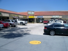 Retail property for lease in Northridge, CA