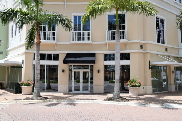 Listing Image #1 - Retail for lease at 128 Breakwater Ct, Jupiter FL 33477