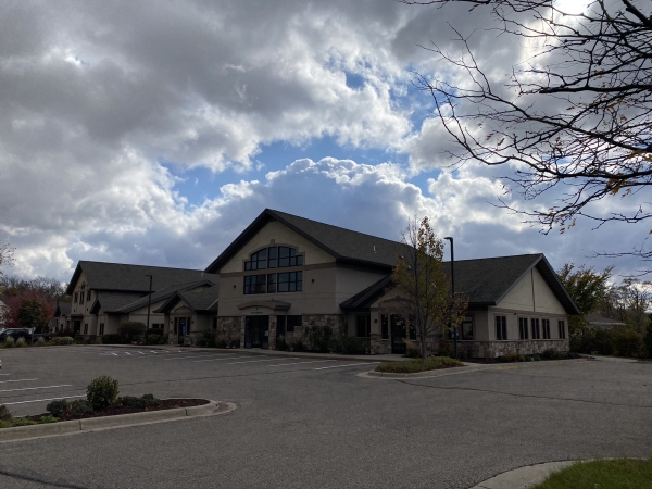 Listing Image #1 - Office for lease at 125 St Andrews Ct., Mankato MN 56001