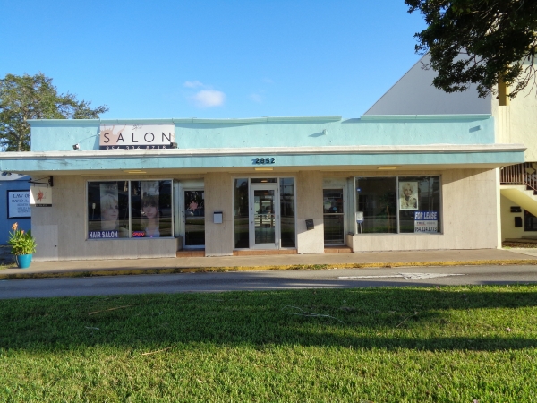 Listing Image #3 - Retail for lease at 2852 E Oakland Park Blvd #B, Fort Lauderdale FL 33306