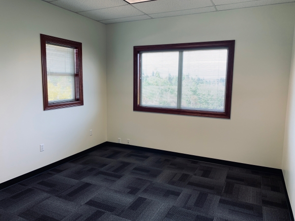Listing Image #7 - Office for lease at 717 NE 61st Street, Vancouver WA 98665