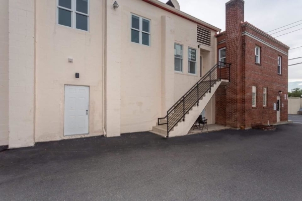 Listing Image #3 - Retail for lease at 860 E. Main Street, Unit F, G and H, Purcellville VA 20132