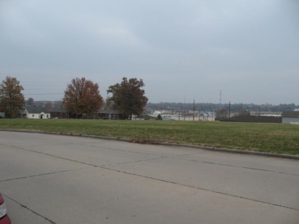 Listing Image #1 - Land for lease at Independence & West Drive, Cape Girardeau MO 63701