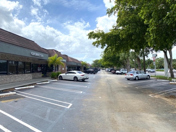 Listing Image #3 - Industrial for lease at 7648 Wiles Road, Coral Springs FL 33067 Listing Image #3 - Industrial for lease at 7648 Wiles Road, Coral Springs FL 33067