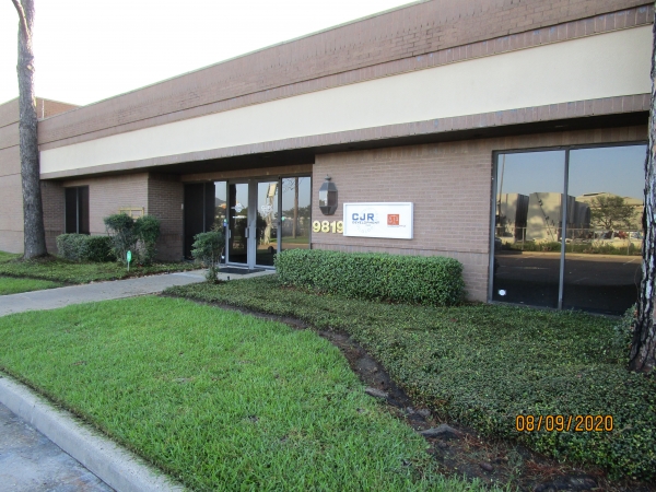 Listing Image #1 - Office for lease at 9819 Whithorn Drive, Houston TX 77095