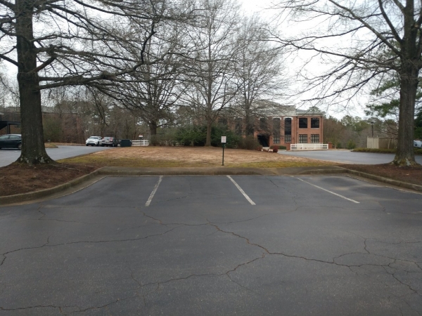 Listing Image #1 - Land for lease at 910 Holcomb Bridge Road, Roswell GA 30076