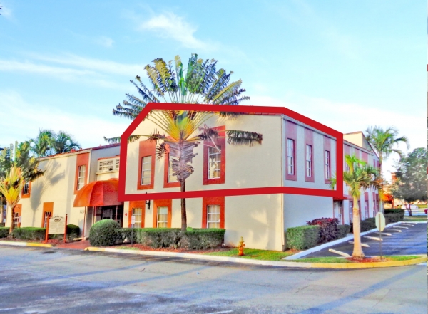 Listing Image #2 - Office for lease at 7707 N University Dr #204, Tamarac FL 33321