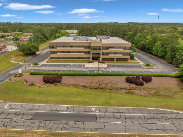 Listing Image #1 - Office for lease at 4885 Riverside Drive, Macon GA 31210