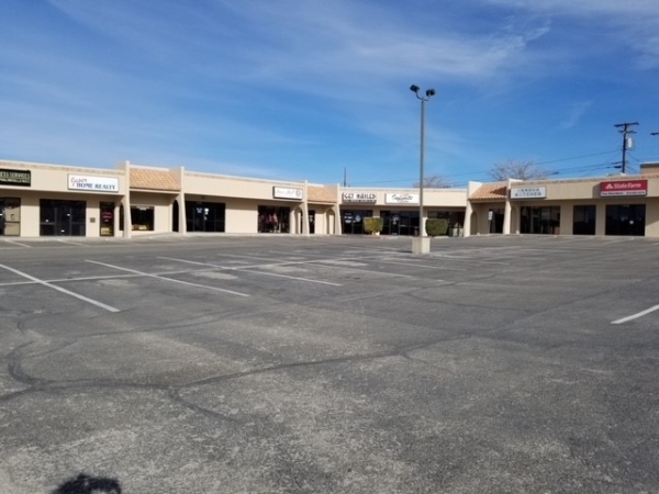 Listing Image #2 - Retail for lease at 125 Thunderbird, El Paso TX 79912