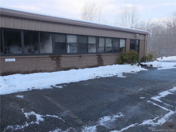 Listing Image #1 - Office for lease at 90 Pond Meadow Rd, Essex CT 06442